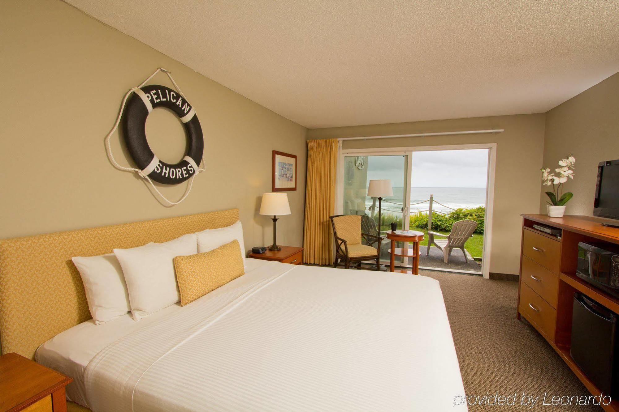 Pelican Shores Inn Линкън Сити Екстериор снимка
